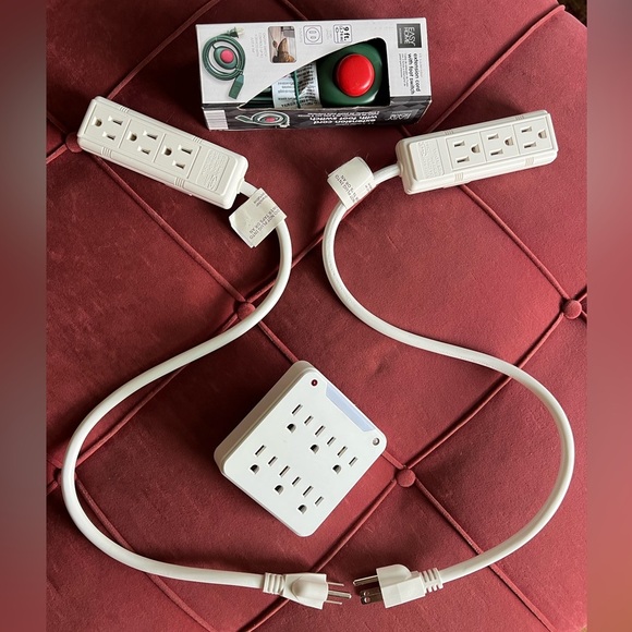 Power Strip & Extension Cord Bundle β 4 Pieces | Surge Protector | Foot Switch - Picture 7 of 8